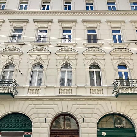 Trendy & Cozy Apartment At Heroes' Square Budapest Ngoại thất bức ảnh